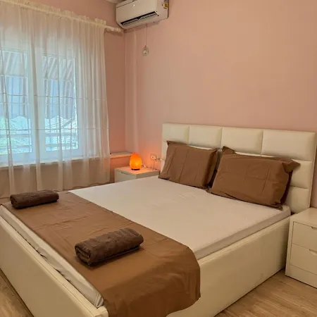 Bejart 7 Apartment *